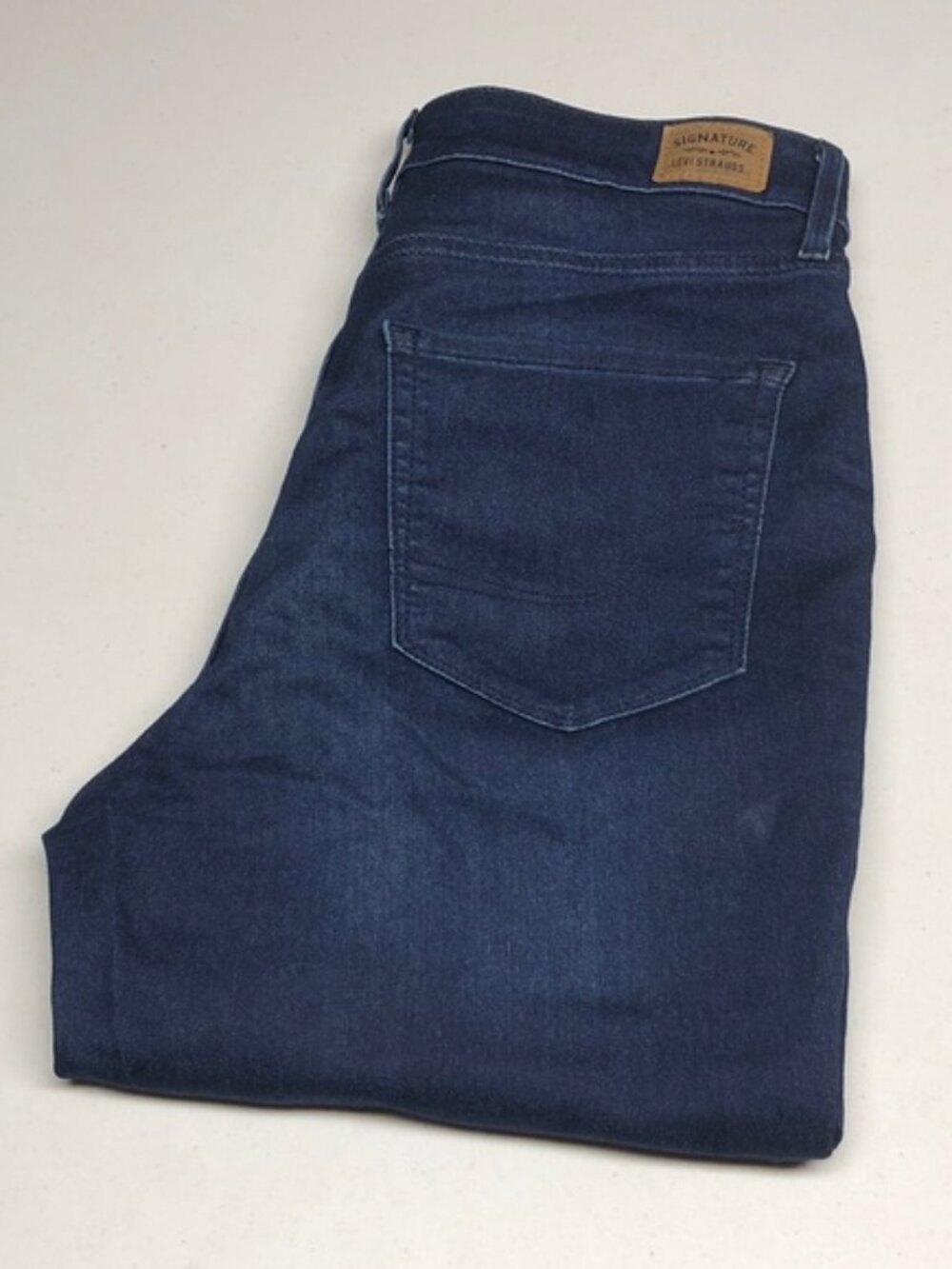 LEVI SIGNATURE SHAPING HIGH-RISE SUPER SKINNY JEANS 8/29x29 ⭐️